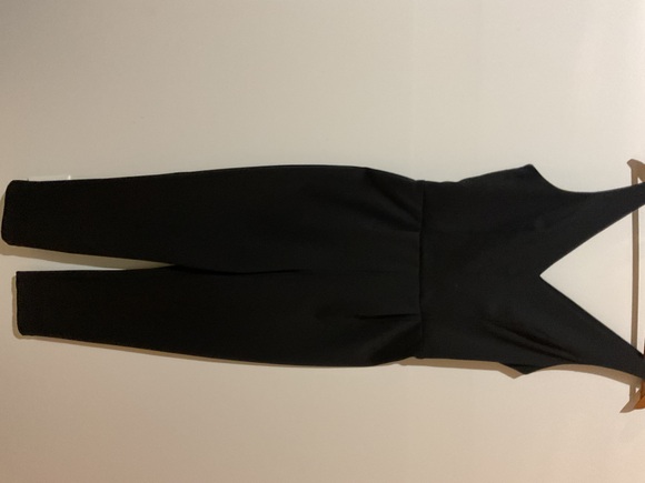 Black Jumpsuit by A New York Evereve Boutique double v neck - Picture 4 of 4